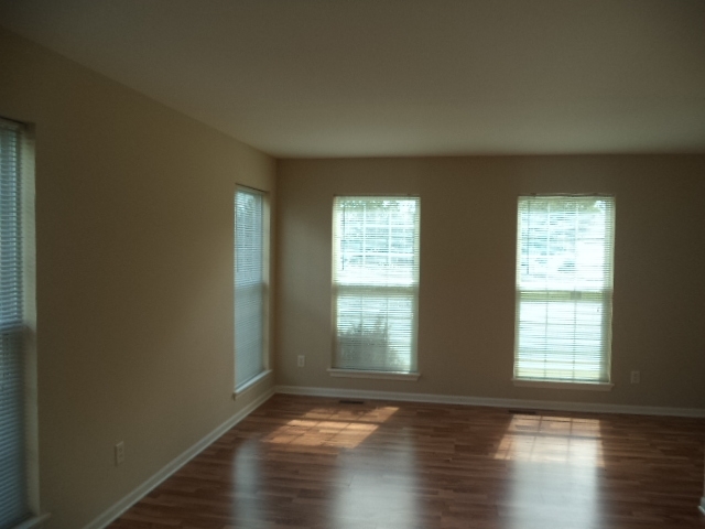 Building Photo - 9438 72nd Street