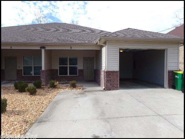Foto principal - 2216 Wilson Rd