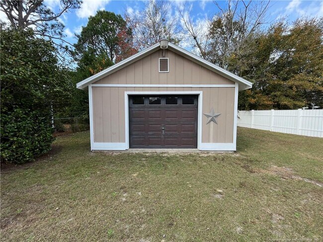 Building Photo - 5939 Ormskirk Dr