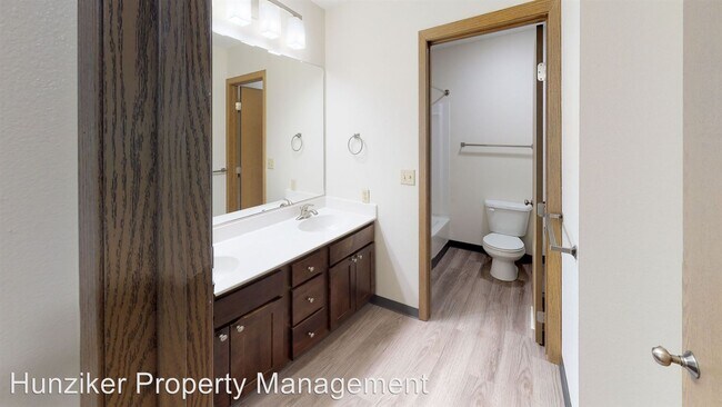 Building Photo - 1025 Delaware Ave