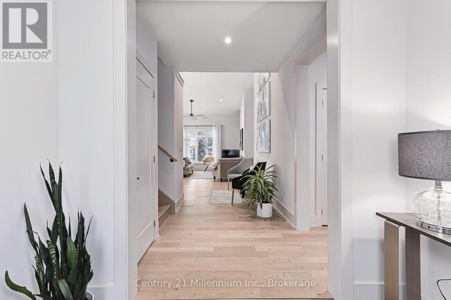 Photo du bâtiment - 126 Tekiah Rd