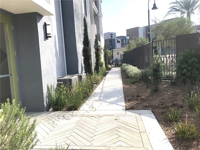 Building Photo - 4127 E Cir Paseo