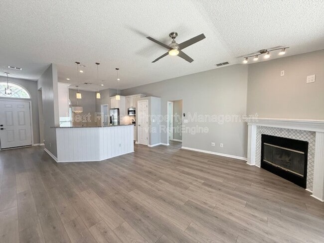 Building Photo - 1904 Sunchase Ct
