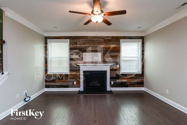 Foto del edificio - 9725 Rayneridge Drive