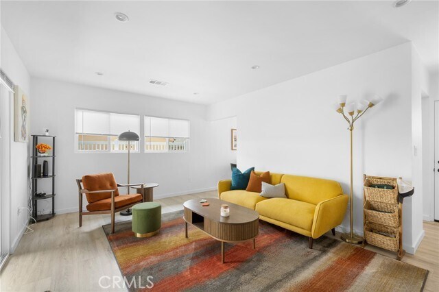 Foto del edificio - 319 N Kenwood St