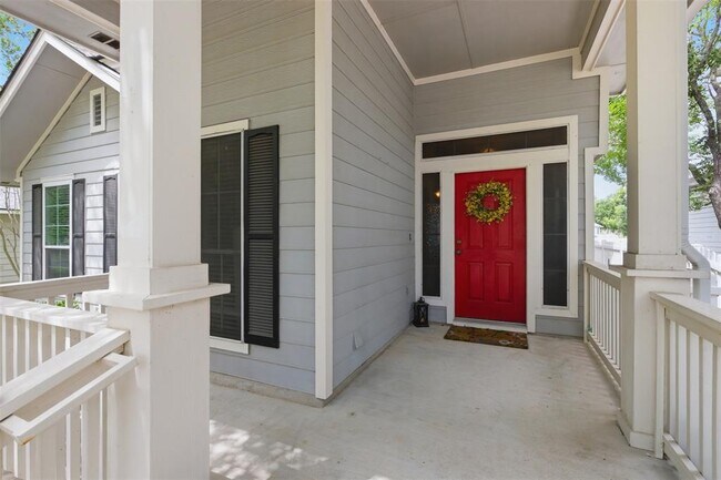 Building Photo - 185 Sampson