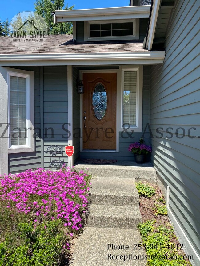 Building Photo - 197- Beautiful air conditioned home on Eas...