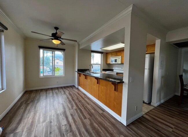 Foto del edificio - 4222 Menlo Ave