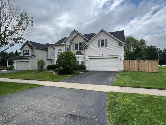Building Photo - 3608 Rosecroft Ln
