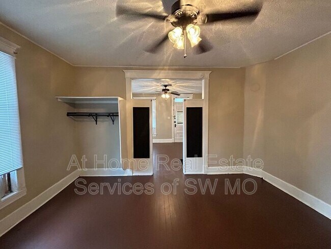Foto del edificio - 640 S Grant Ave