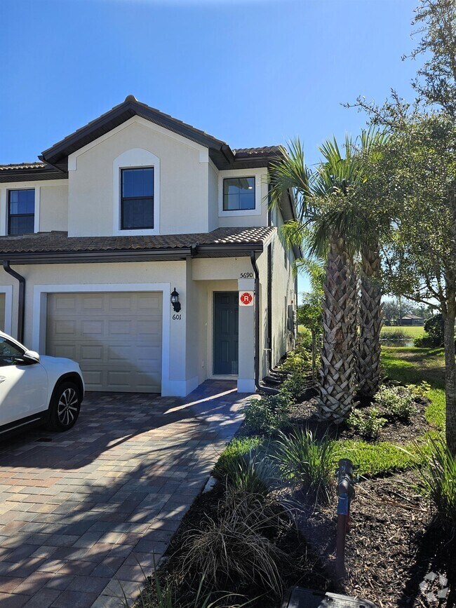 Del Webb North Houses for Rent with a Garage Ave Maria, FL 1 Homes