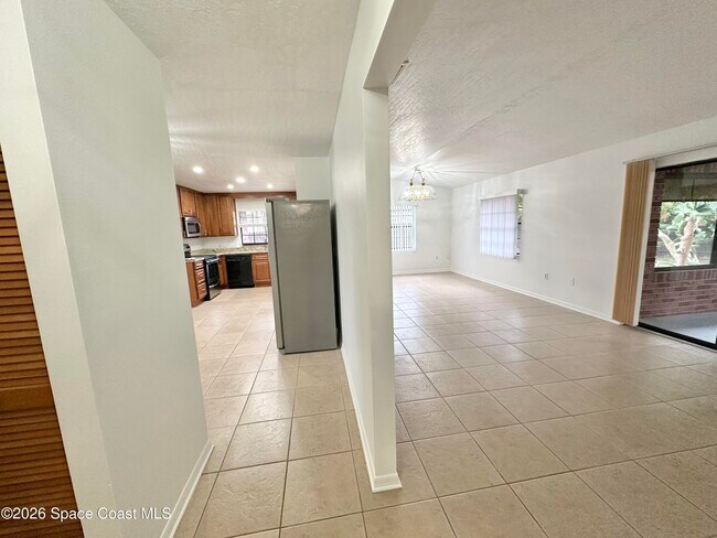 Foto del edificio - 522 Karney Ave NE