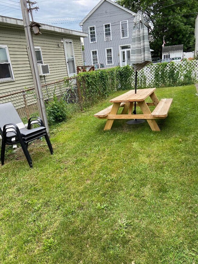 Foto del edificio - 1300 6th Ave