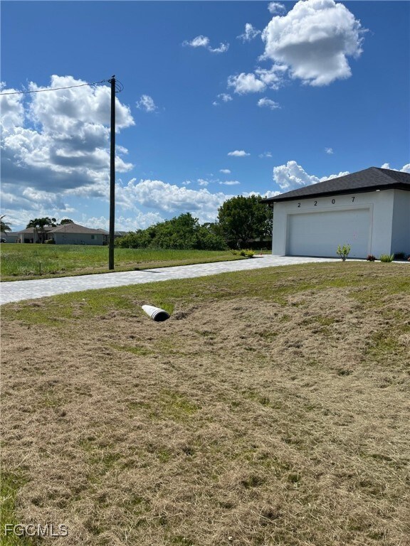 Foto del edificio - 2207 NW 25th Ln
