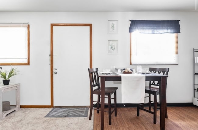 Foto del edificio - 800 N Smith Rd