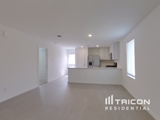 Foto del edificio - 3060 Dawn Sound Dr