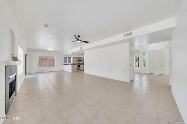 Foto del edificio - 26234 N 46th St