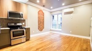 Foto del edificio - 909 St Marks Ave