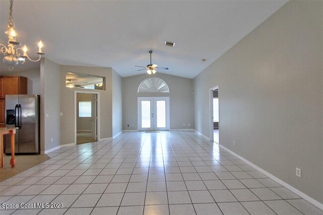 Building Photo - 8006 Bracken Ln