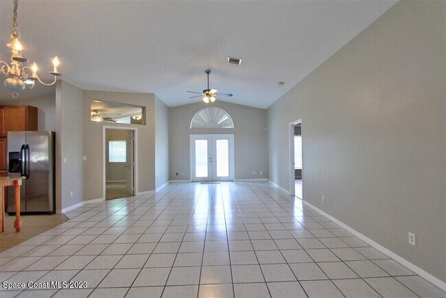 Foto del edificio - 8006 Bracken Ln