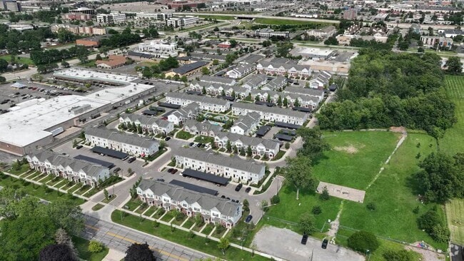  - Midtown Pointe Apartments