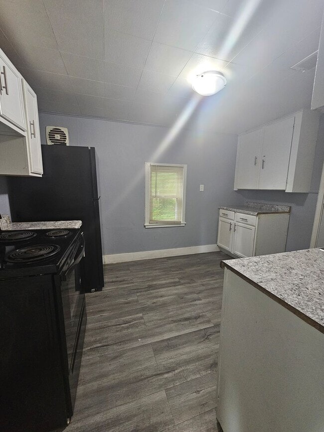 Building Photo - There is a $25 fee for the application and...