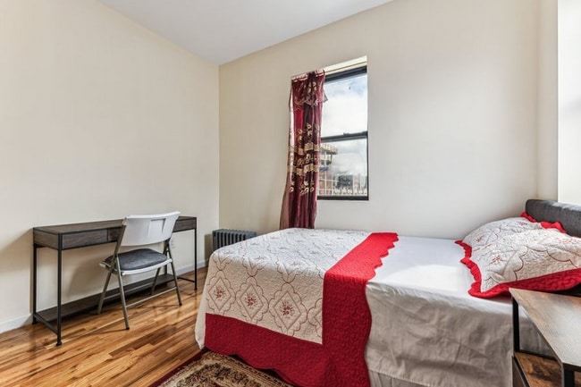 Photo - 71-31 169th St Townhome