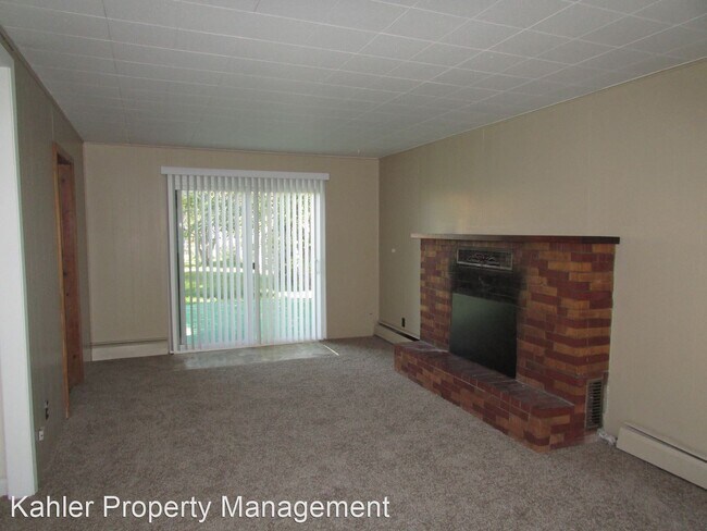 Building Photo - 3 br, 1 bath House - 104 Montana