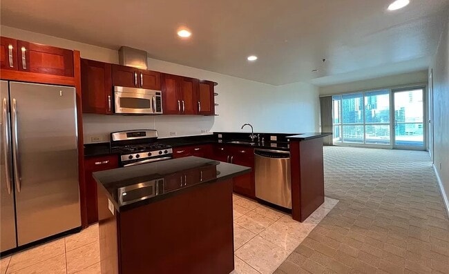 Beautiful unit with incredible view - 4525 Dean Martin Dr