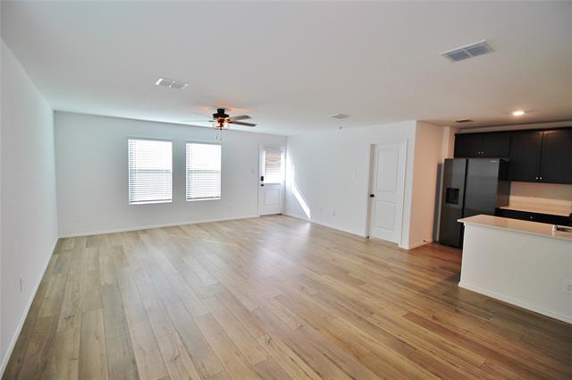 Building Photo - 1013 Lady Bird St