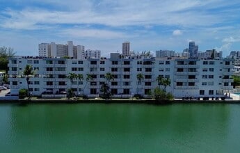 Building Photo - 7900 Tatum Waterway Dr