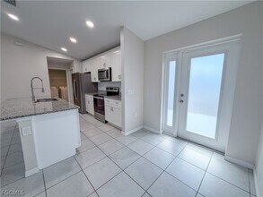 Building Photo - 331 NE 25th St