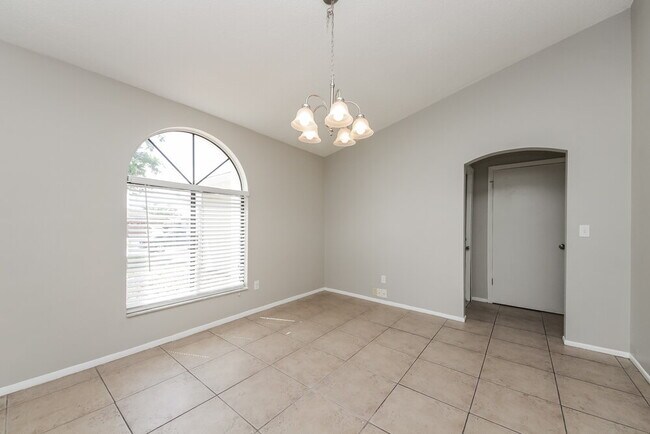 Building Photo - 1015 Elizabeth Ridge Ct