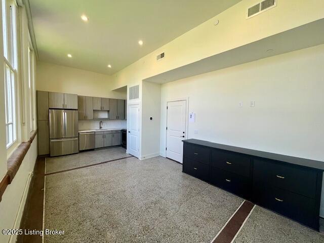 Building Photo - 1810 Sils Ave