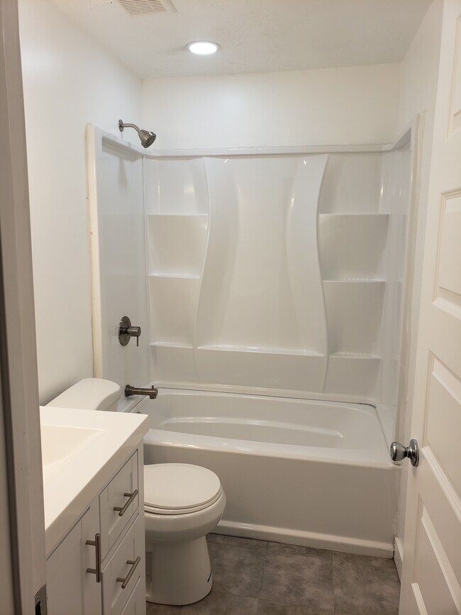 Foto del edificio - 1626 W Maple Shade Ln