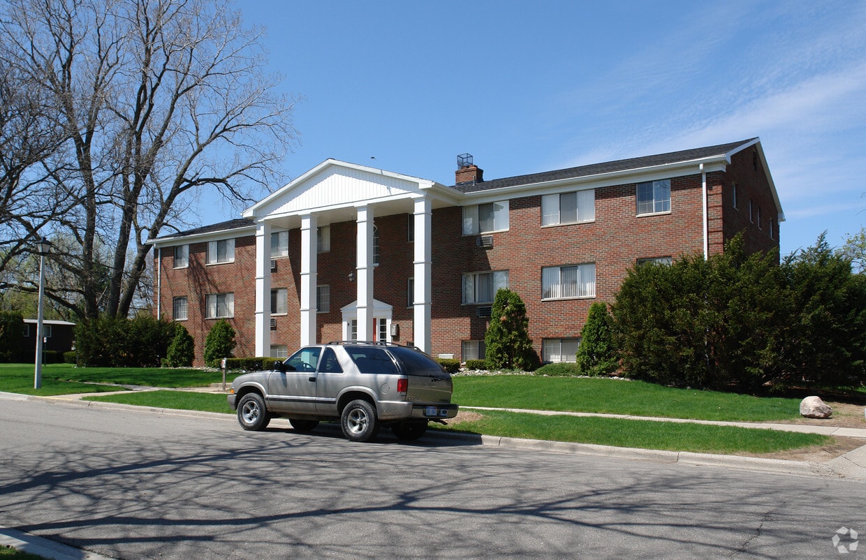 Building Photo - Woodruff House Apartments