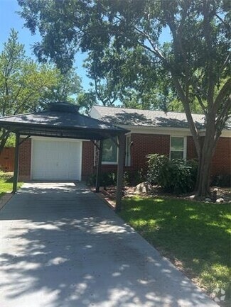 Building Photo - 10420 Aledo Dr