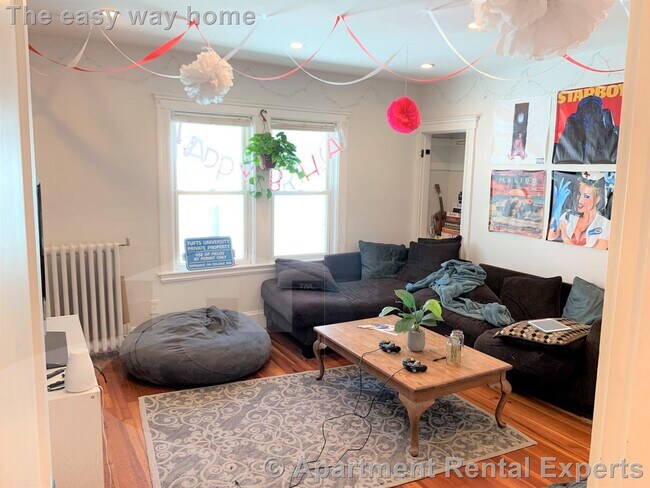 Building Photo - 45 Bowdoin St