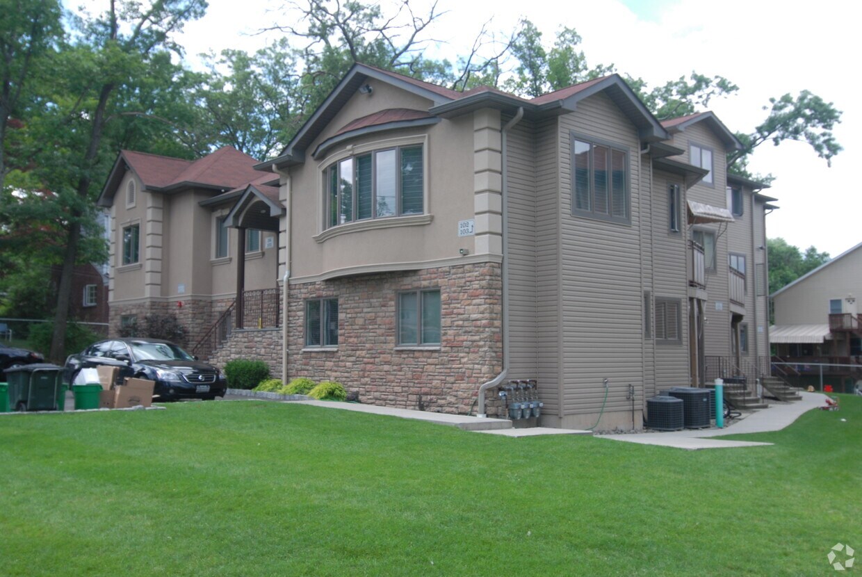 26 Ellish Pky, Spring Valley, NY 10977 Apartments in Spring Valley