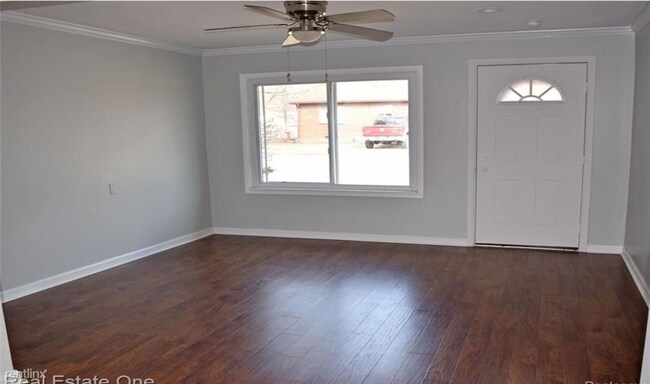 Foto del edificio - 3 br, 2 bath House - 401 W Liberty St