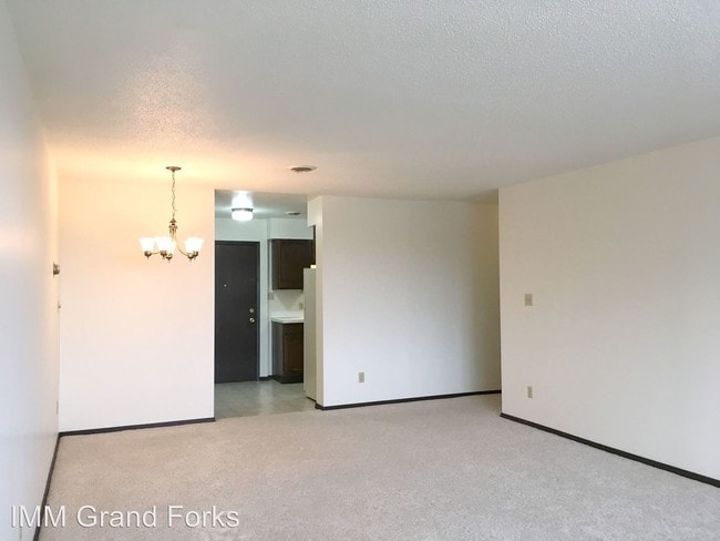 Building Photo - 3504 11th Ave N