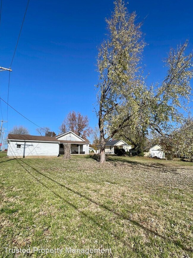 Foto del edificio - 3 br, 1 bath House - 332 Pine Street