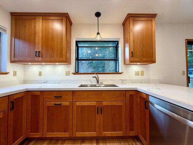Foto del edificio - 4036 Campton Rd