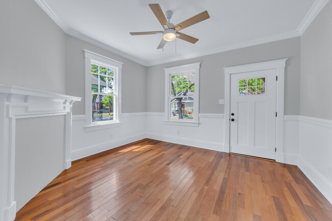 Building Photo - 717 Seiler Ave
