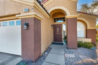 Building Photo - 1704 Pinion Mesa Ct