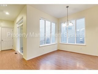 Building Photo - 6106 SW Lynmar Pl