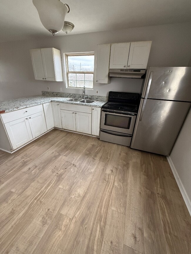 Photo - 517 Joel St House