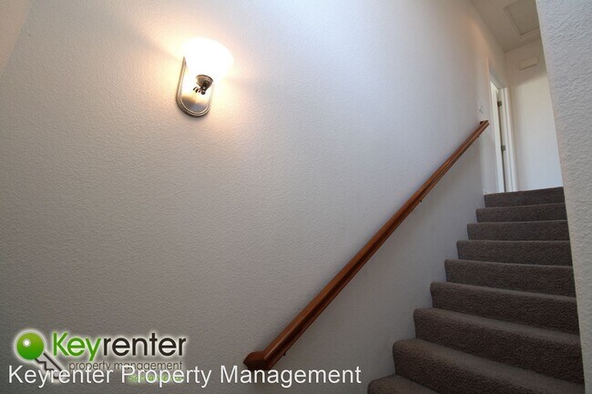 Foto del edificio - 4 br, 3 bath House - 4002 Vittoria Lane