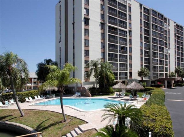 Exterior del edificio - 255 Dolphin Pt
