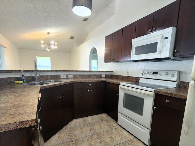 Photo - 312 Cornwallis Ct House